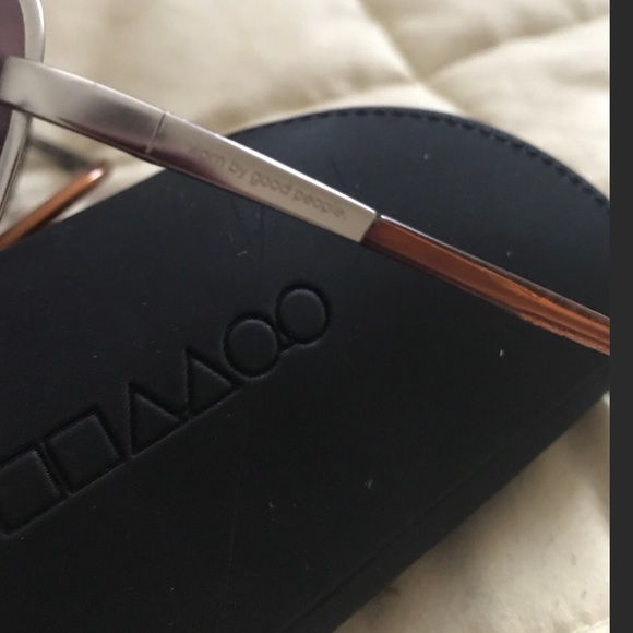 EC OLIVER PEOPLES (WBGP) Vintage Sunnies